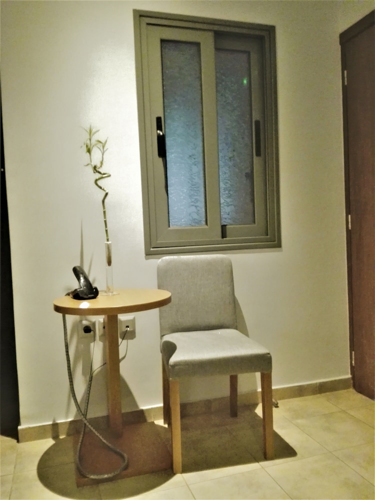 Meni Apartments Hotel 11/26