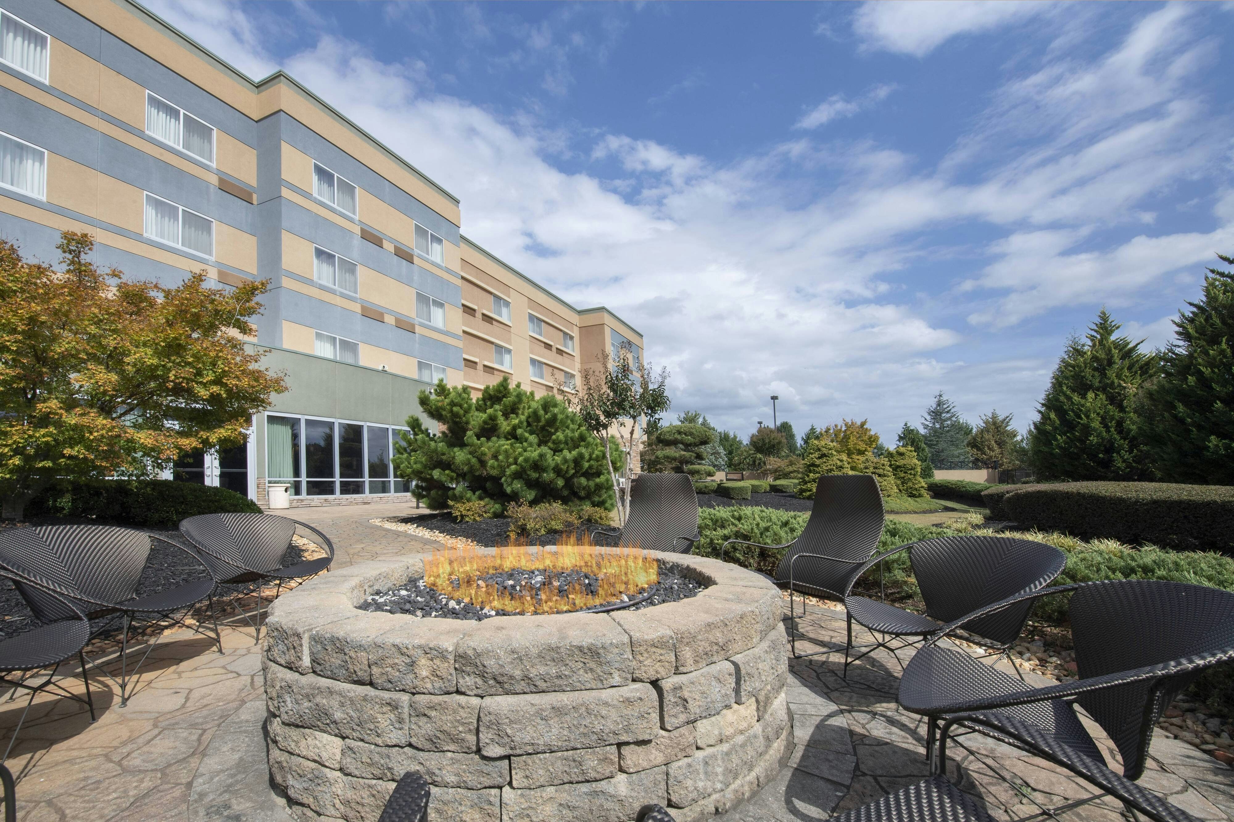 Courtyard Atlanta Mcdonough 41/42