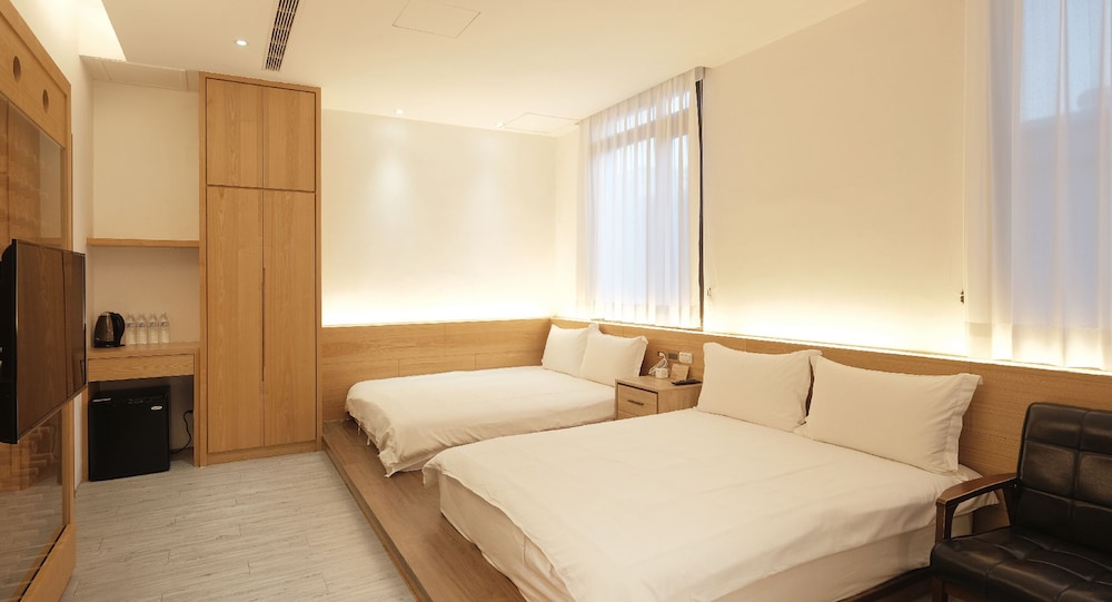 JOURNEY HOSTEL 20/68