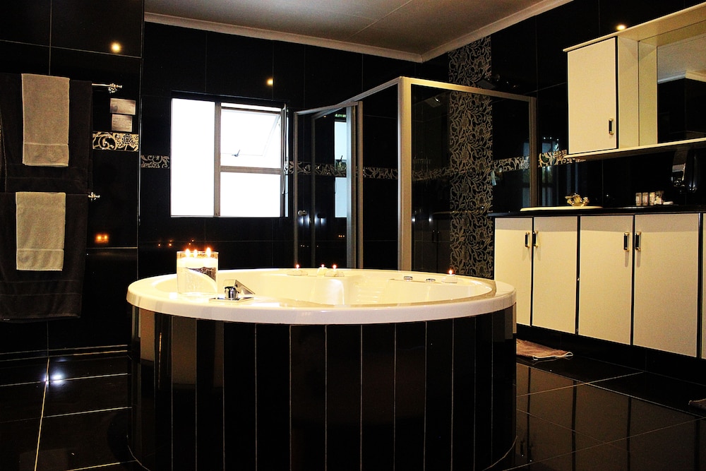 Cocomo Guesthouse Spa And Conference Centre 98/100