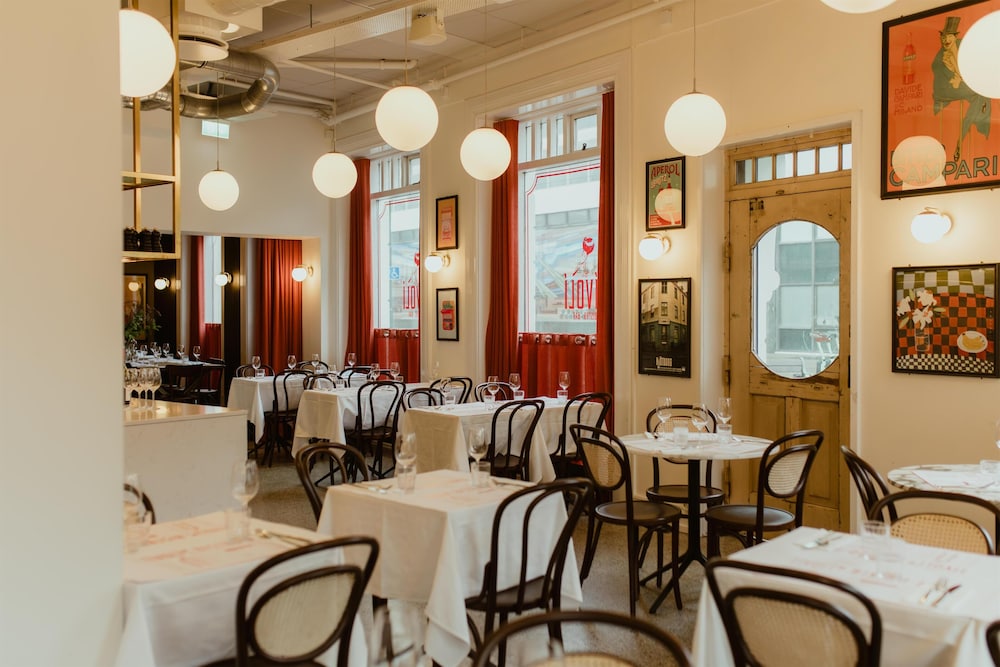 Radisson Blu 1919 Hotel Reykjavik 60/76