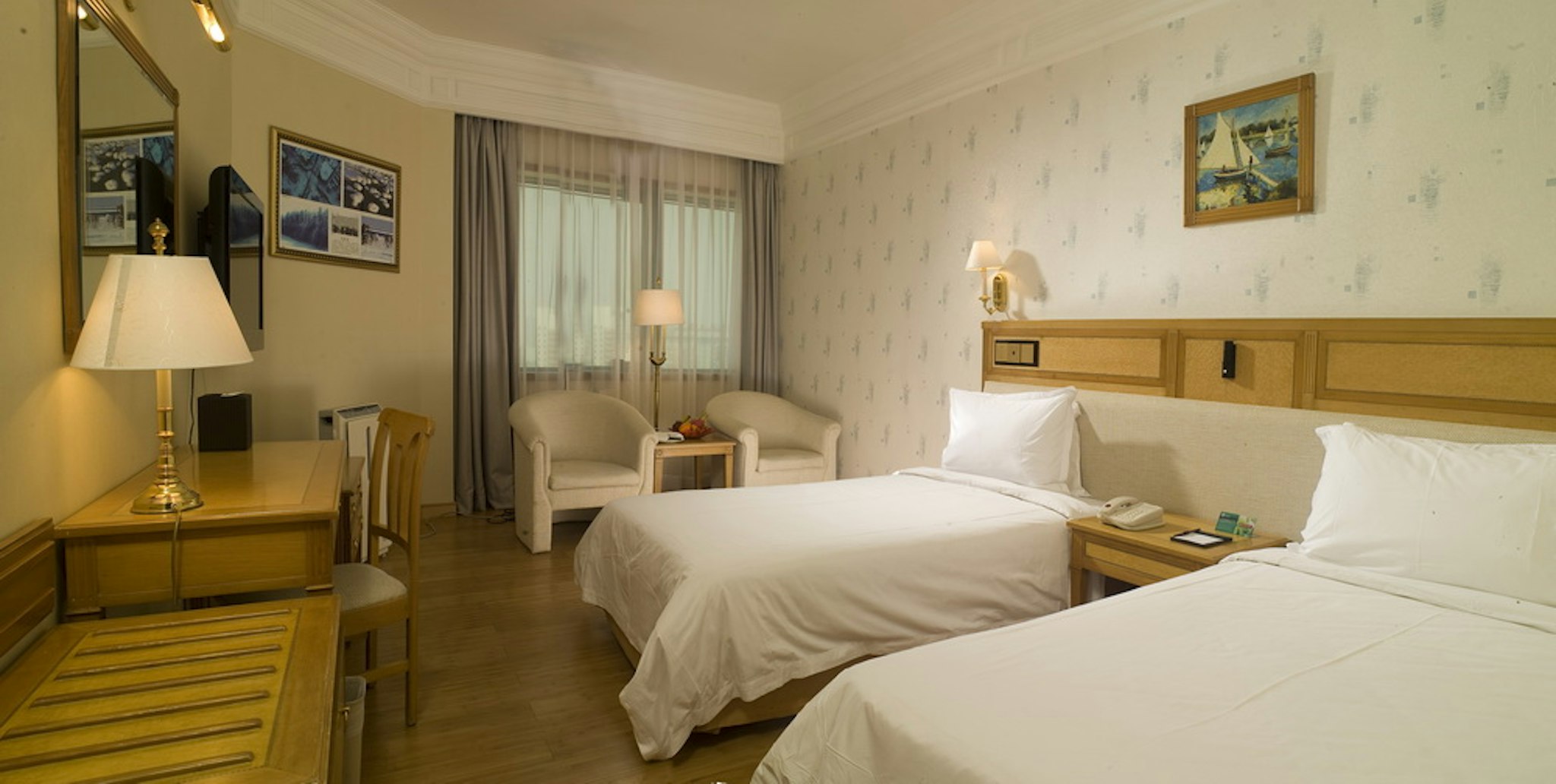 Silverland Hotel 30/37