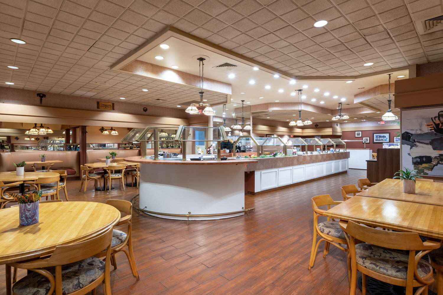 Ramada by Wyndham Kissimmee Gateway 8/34