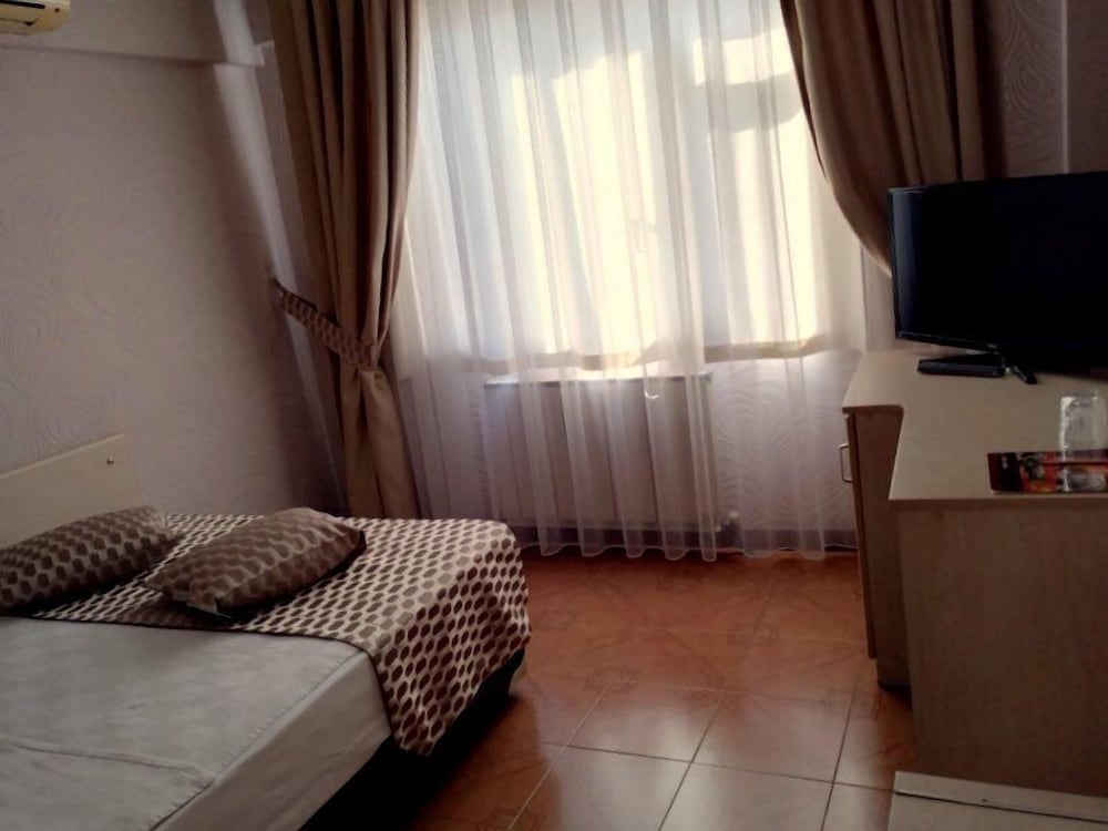 Anibal Hotel 28/38