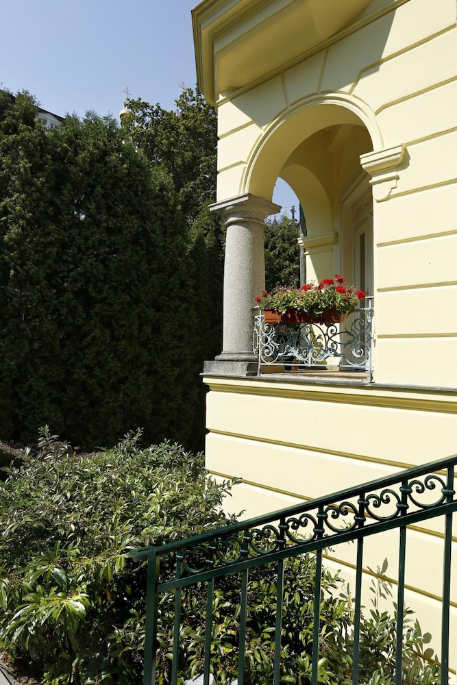 Hotel Mignon 39/46