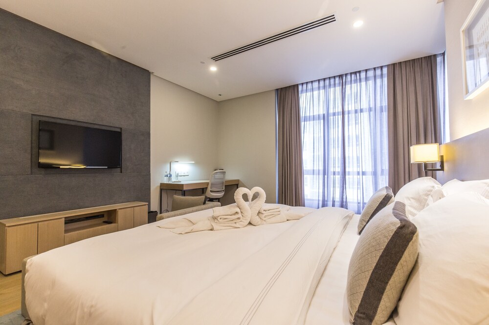188 Private Suites By Subhome 10/50