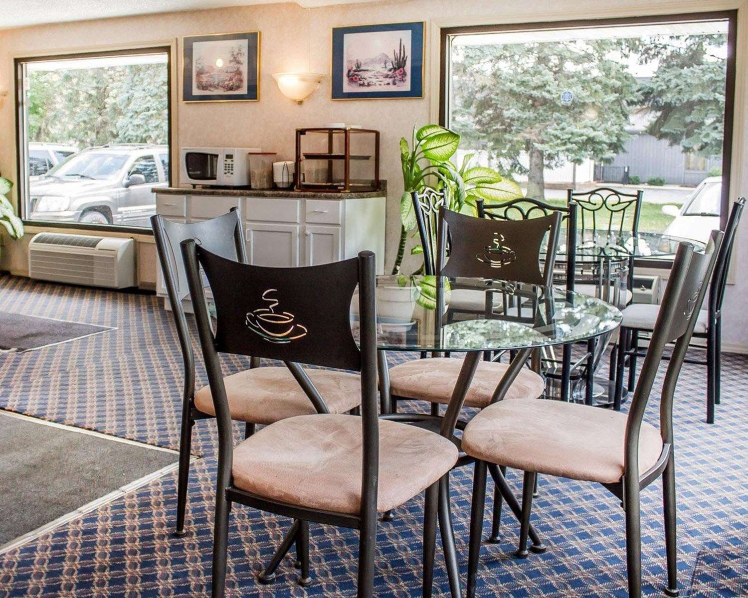 Rodeway Inn Findlay University Area 33/43