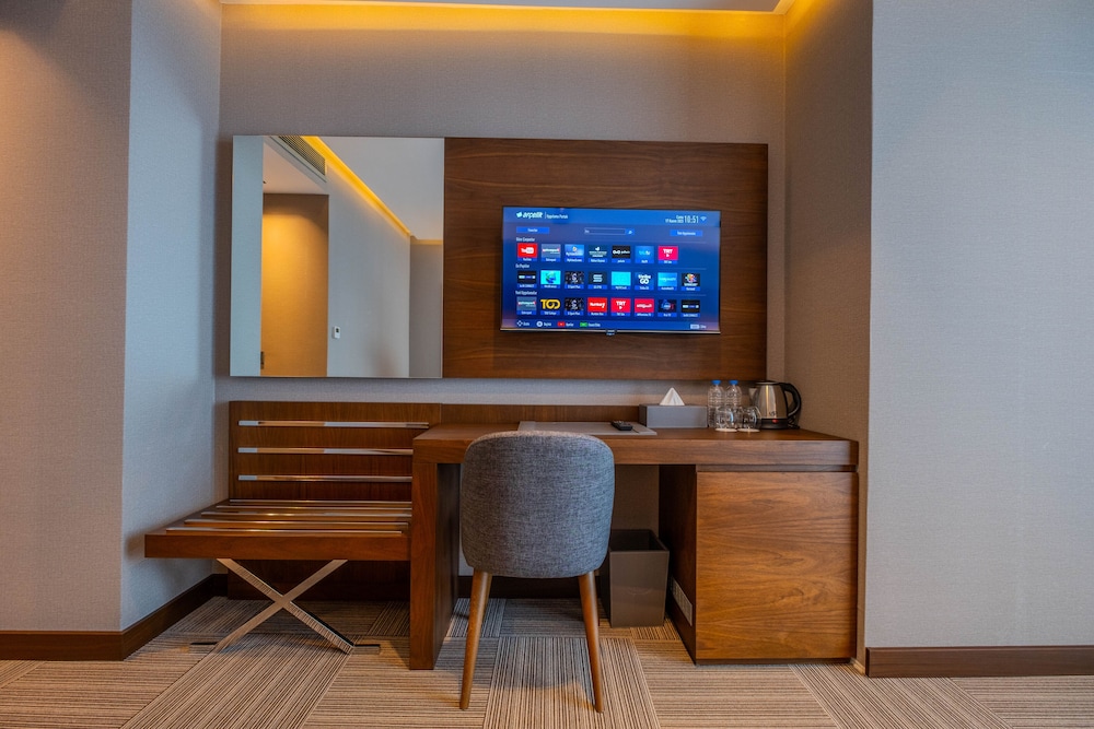B'Istanbul Hotel 35/50