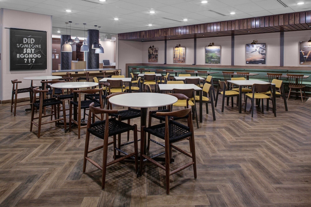 Fairfield Inn Suites Allentown West 30/42