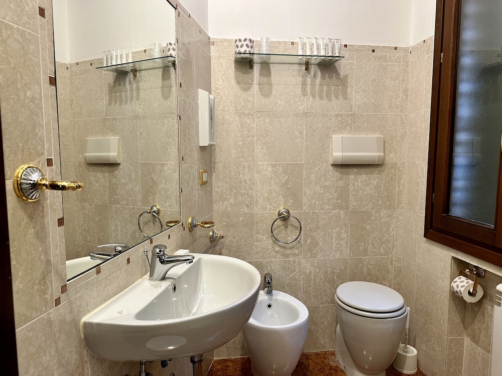 Casa Alla Fenice 35/44