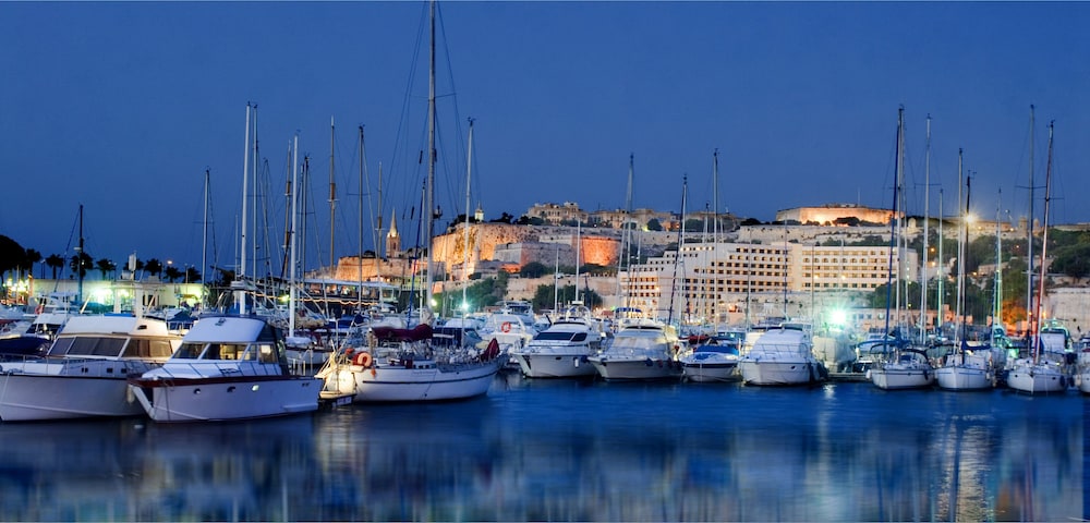 Grand Hotel Excelsior 37/50