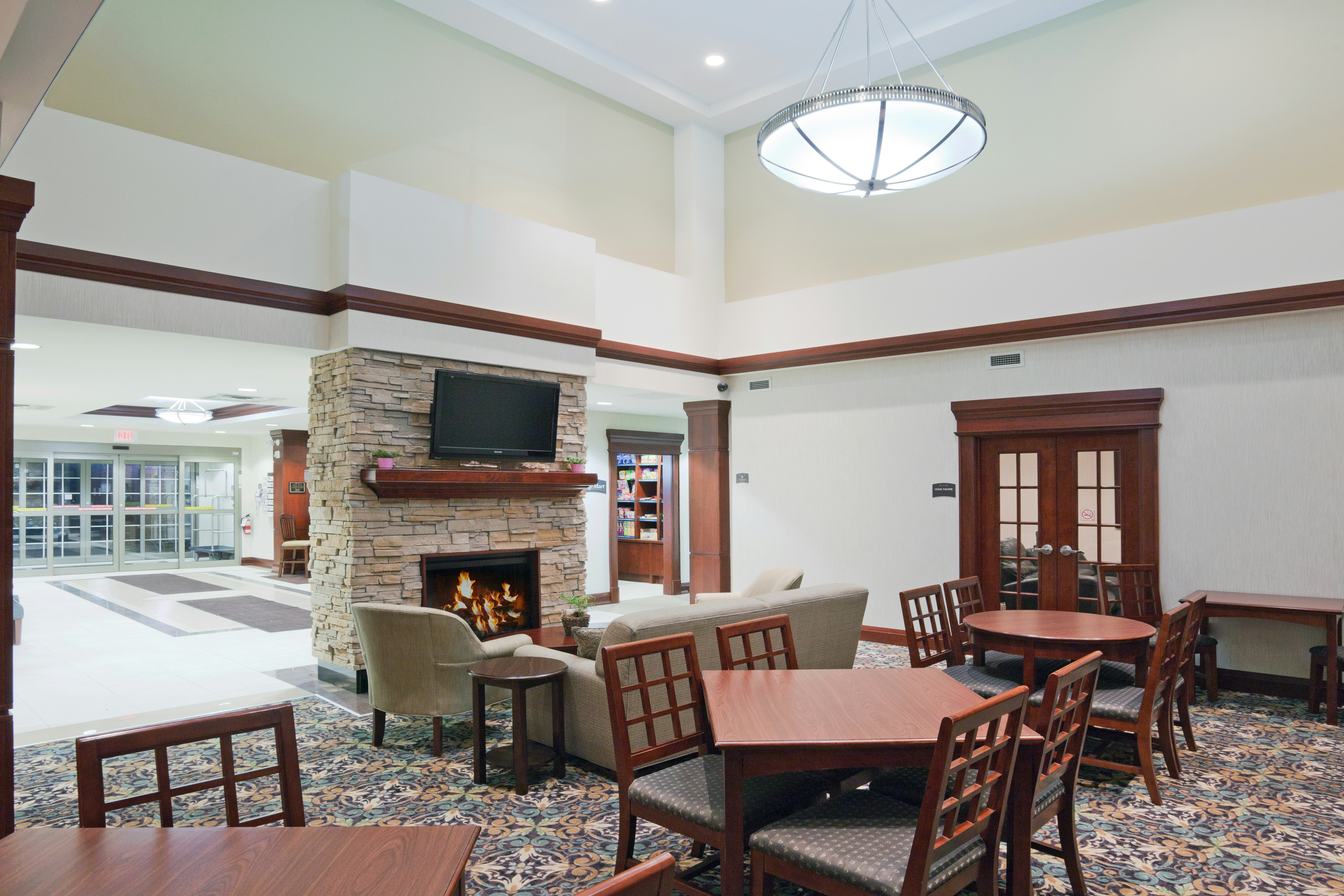 Staybridge Suites Oakville Burlington 60/78