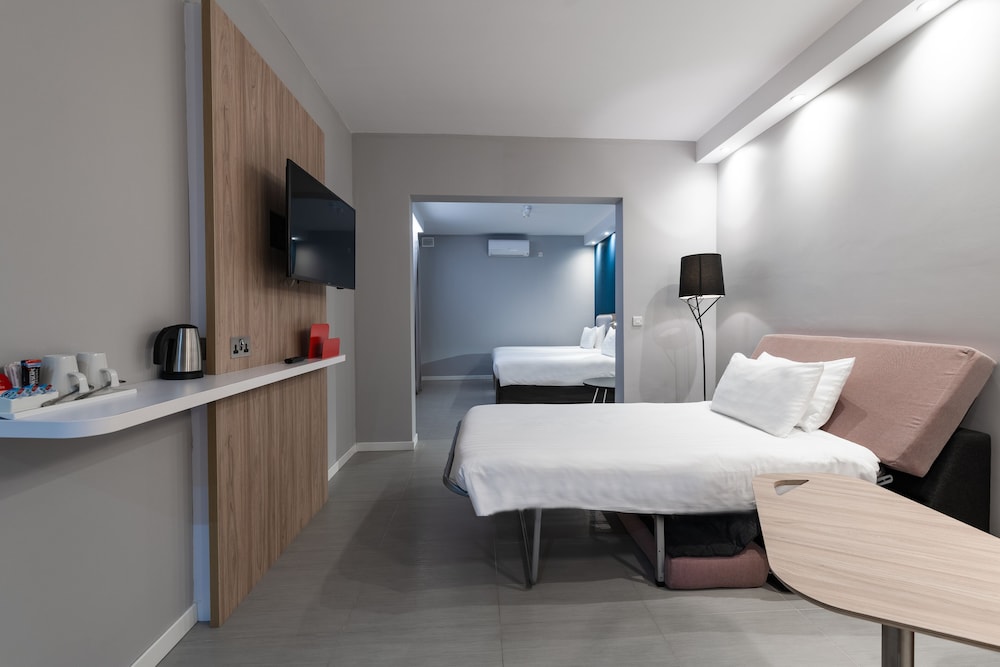 HOLIDAY INN EXPRESS MALTA 16/68