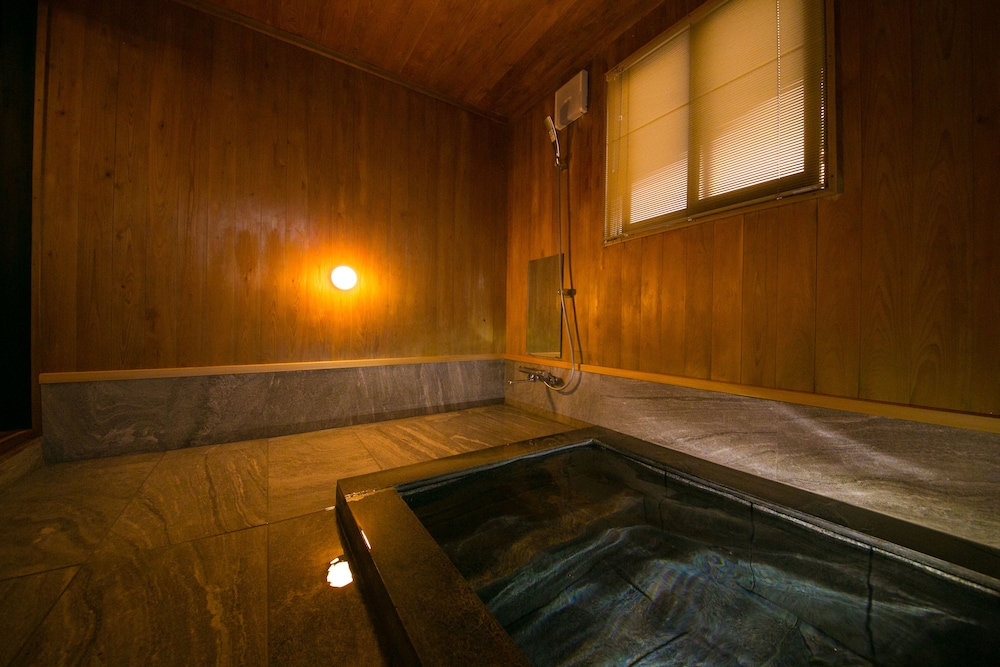 The Kingfisher Resort (Shukubo Kawaseminoshou) 17/50