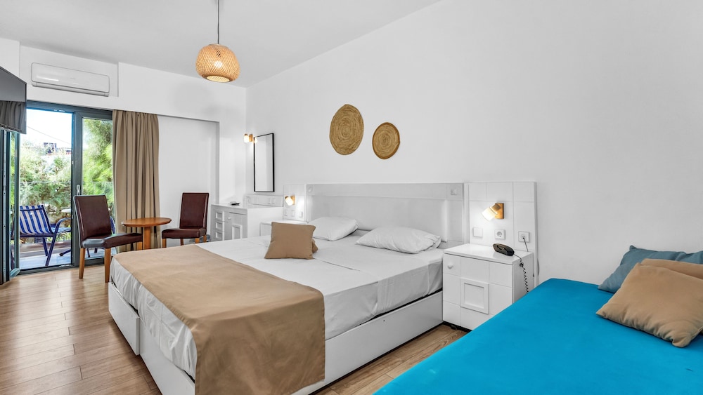 Sunset Beach Hotel 16/50