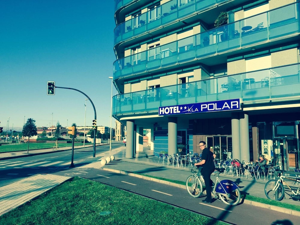 Hotel La Polar 61/72