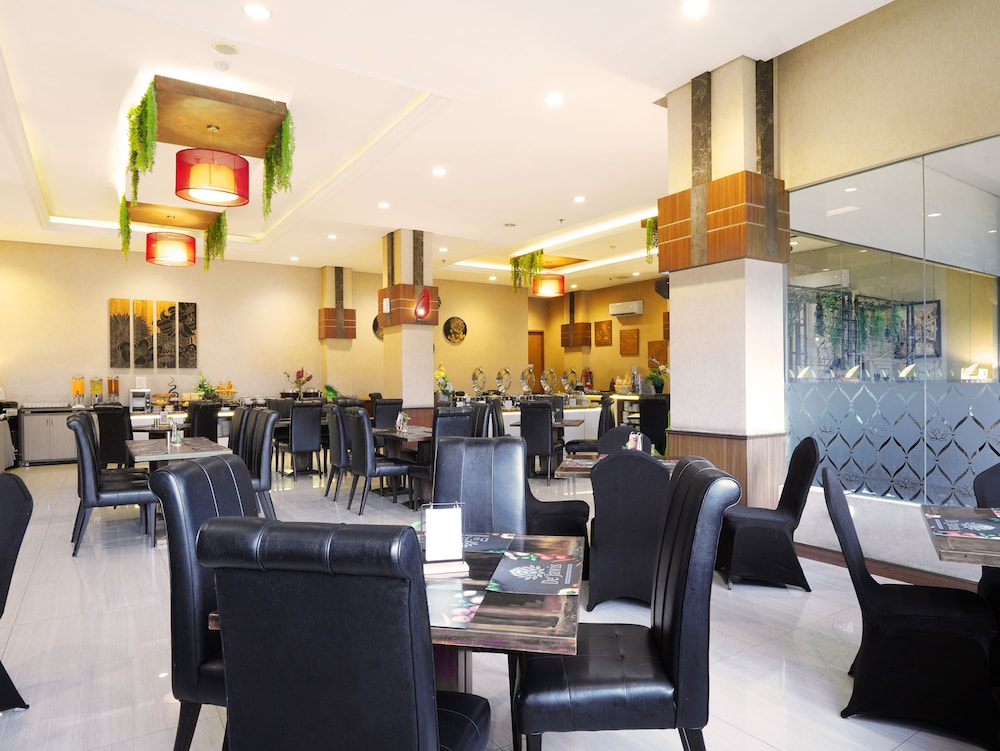 Noormans Hotel Semarang 60/69