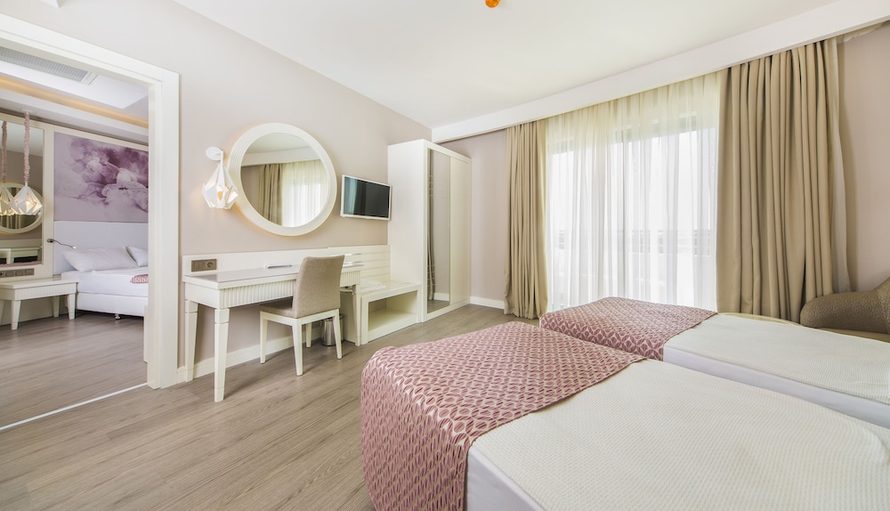 Diamond Premium Hotel Spa 10/31