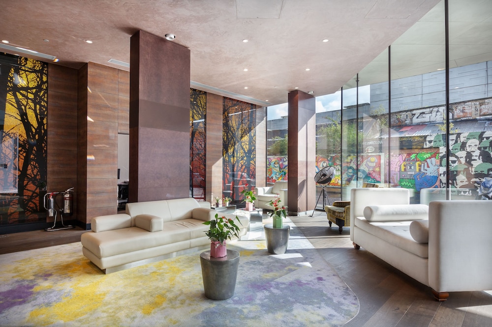 Avant Garde Apartments By Squa.Re 4/43
