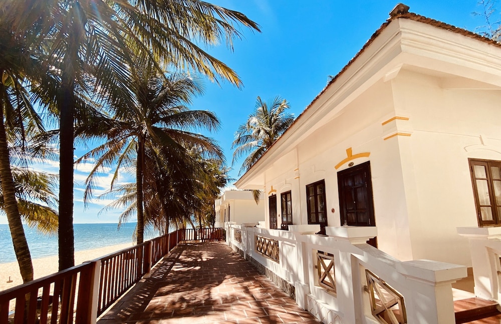 HAWAII RESORT PHU QUOC 8/62