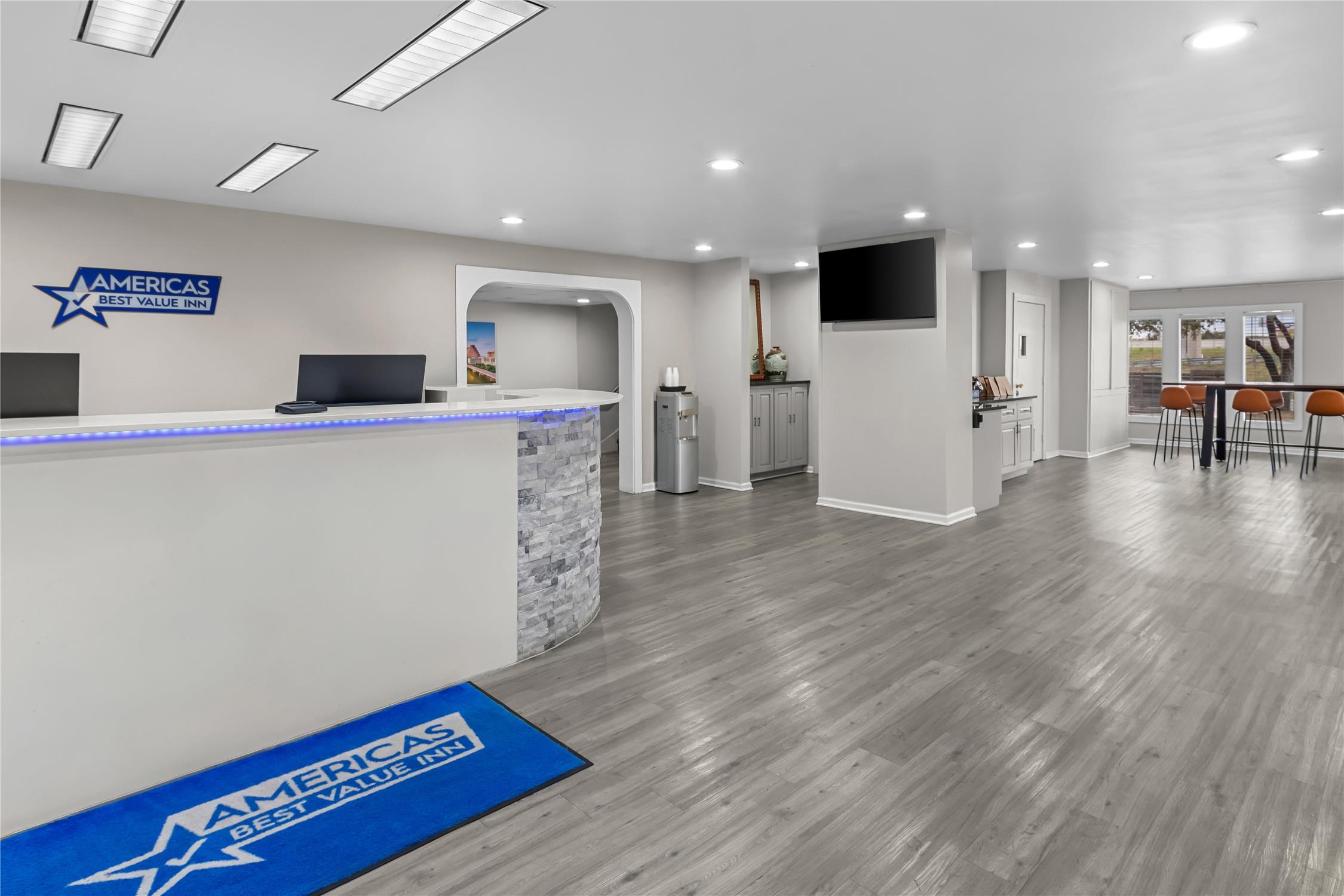Americas Best Value Inn Austin University 6/32
