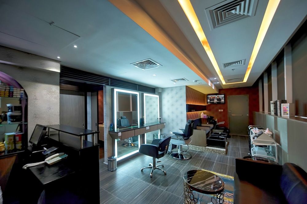 Omega Hotel Dubai 30/49