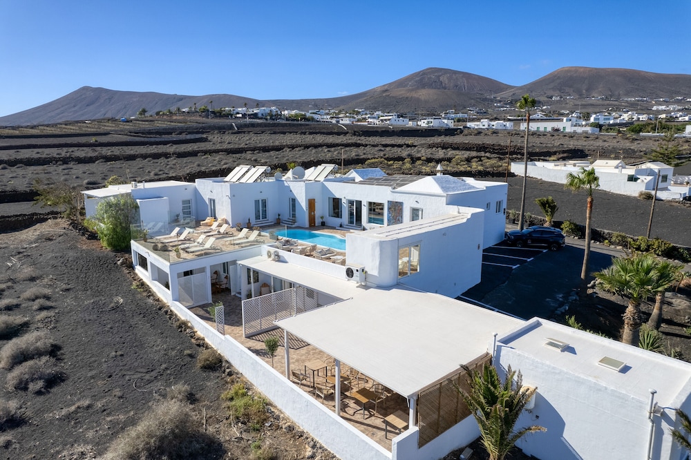Casa Serena 10 3/50