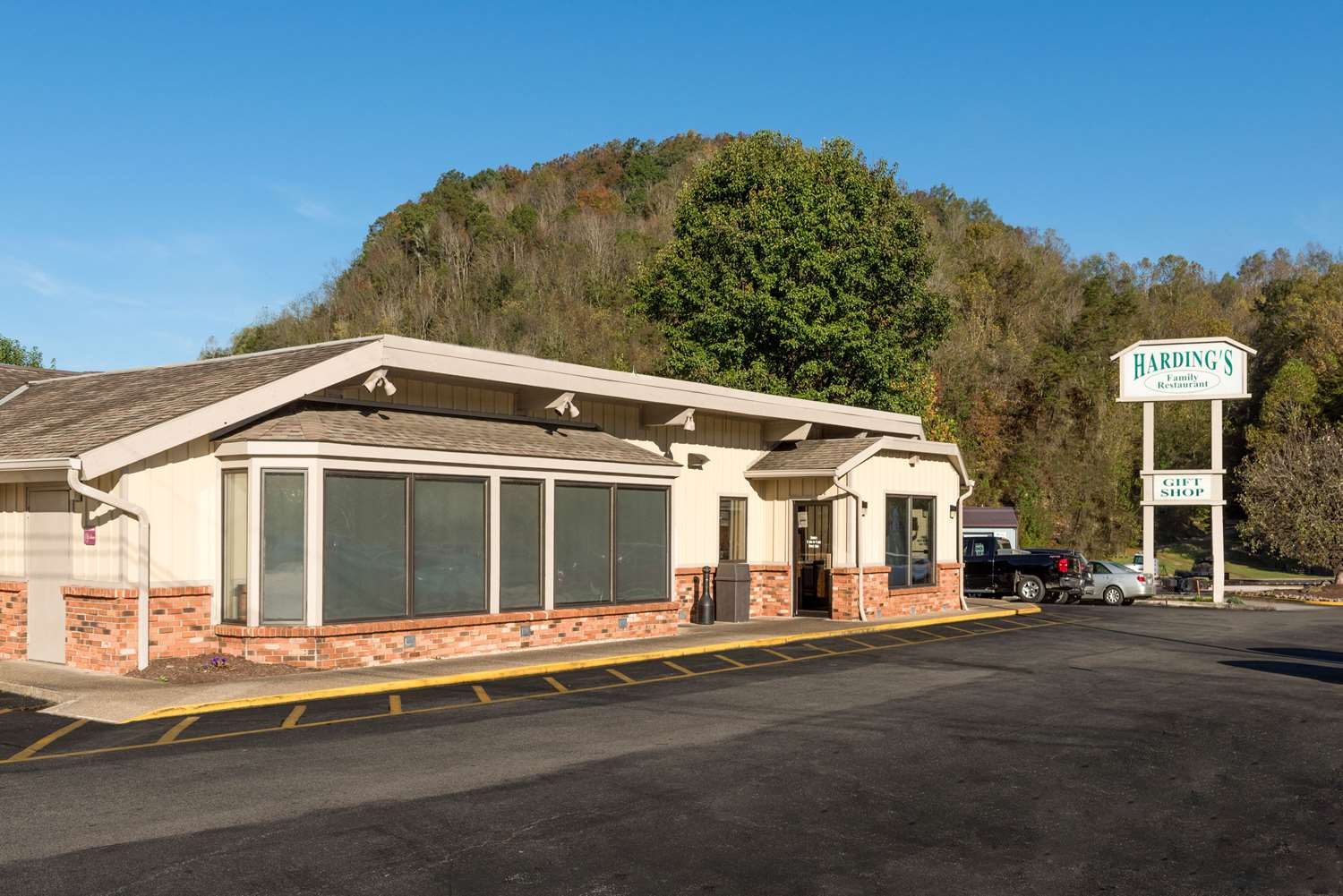 Sleep Inn Charleston North Wv 27/28