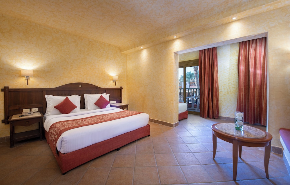Charmillion Sea Life Resort 28/73