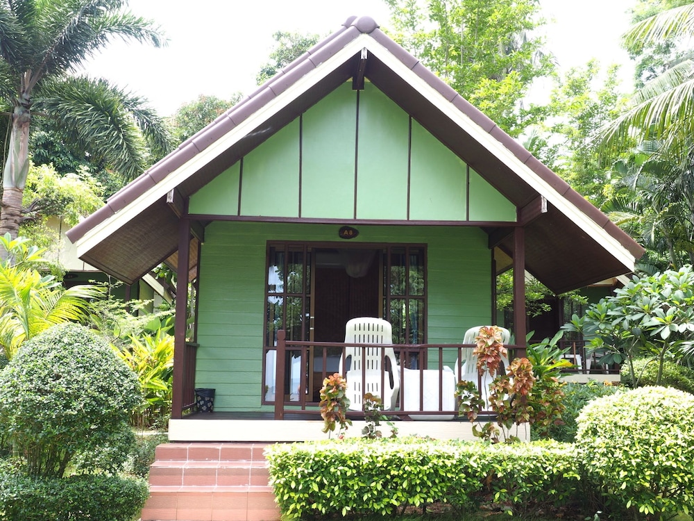 Bailan Beach Resort 4/78