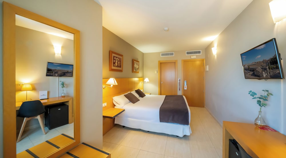 Hotel La City Estacion 18/66