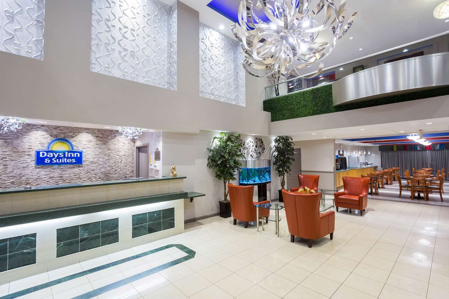 Days Inn Suites By Wyndham Fort Myers Near Jetblue Park 8/43
