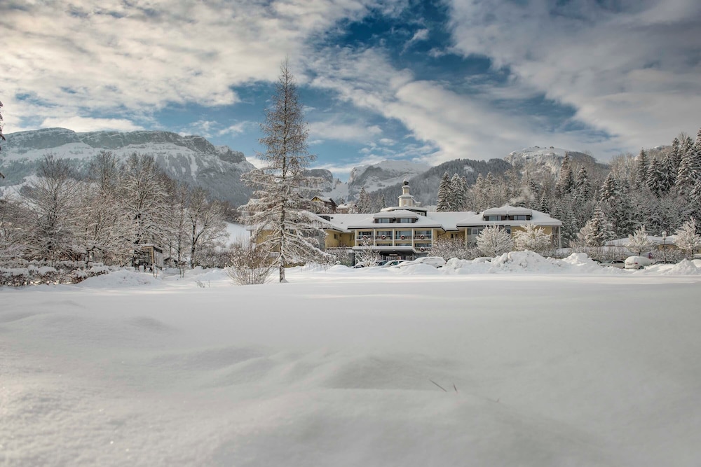Hotel Hof Weissbad 45/50