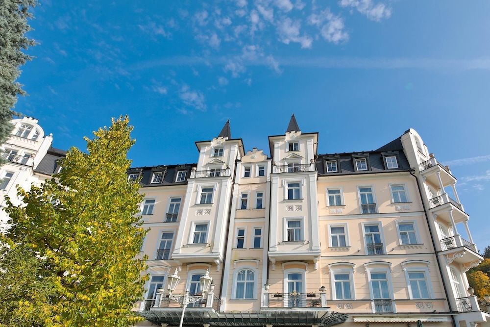 Sun Palace Wellness Hotel in MARIANSKE LAZNE