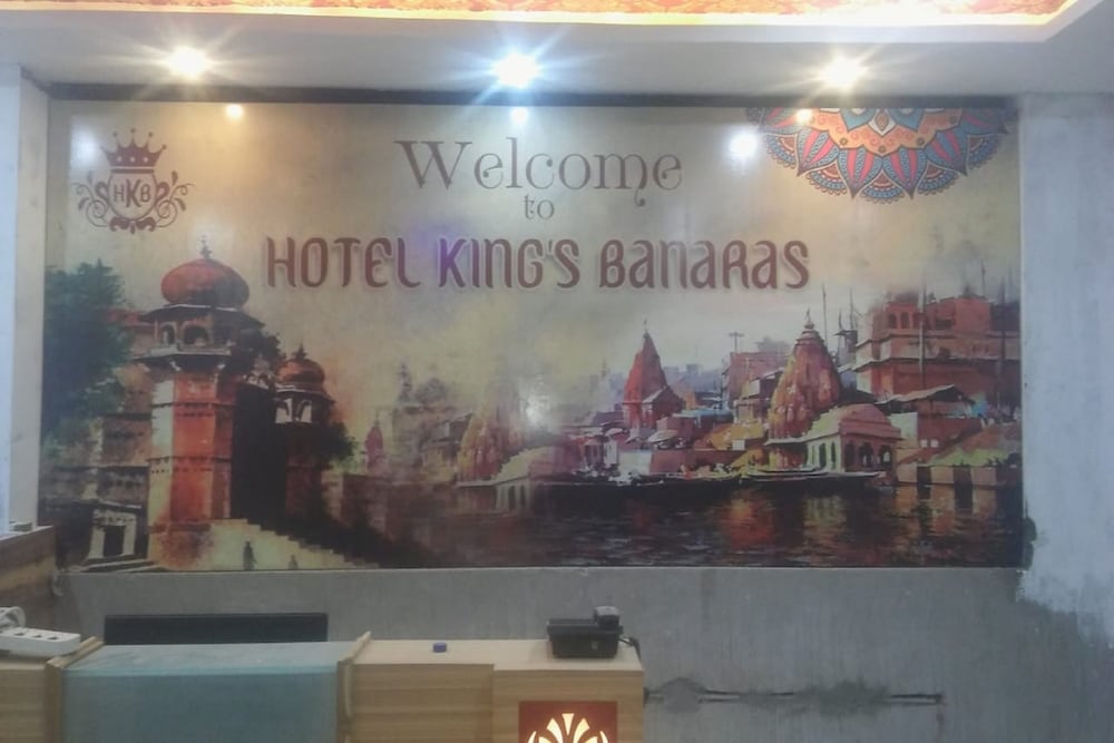 Hotel King's Banaras 2/19