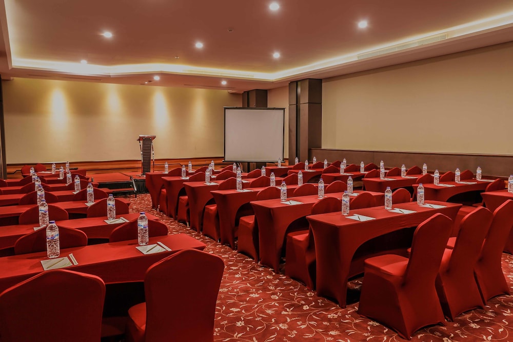 Primebiz Hotel Surabaya 62/74