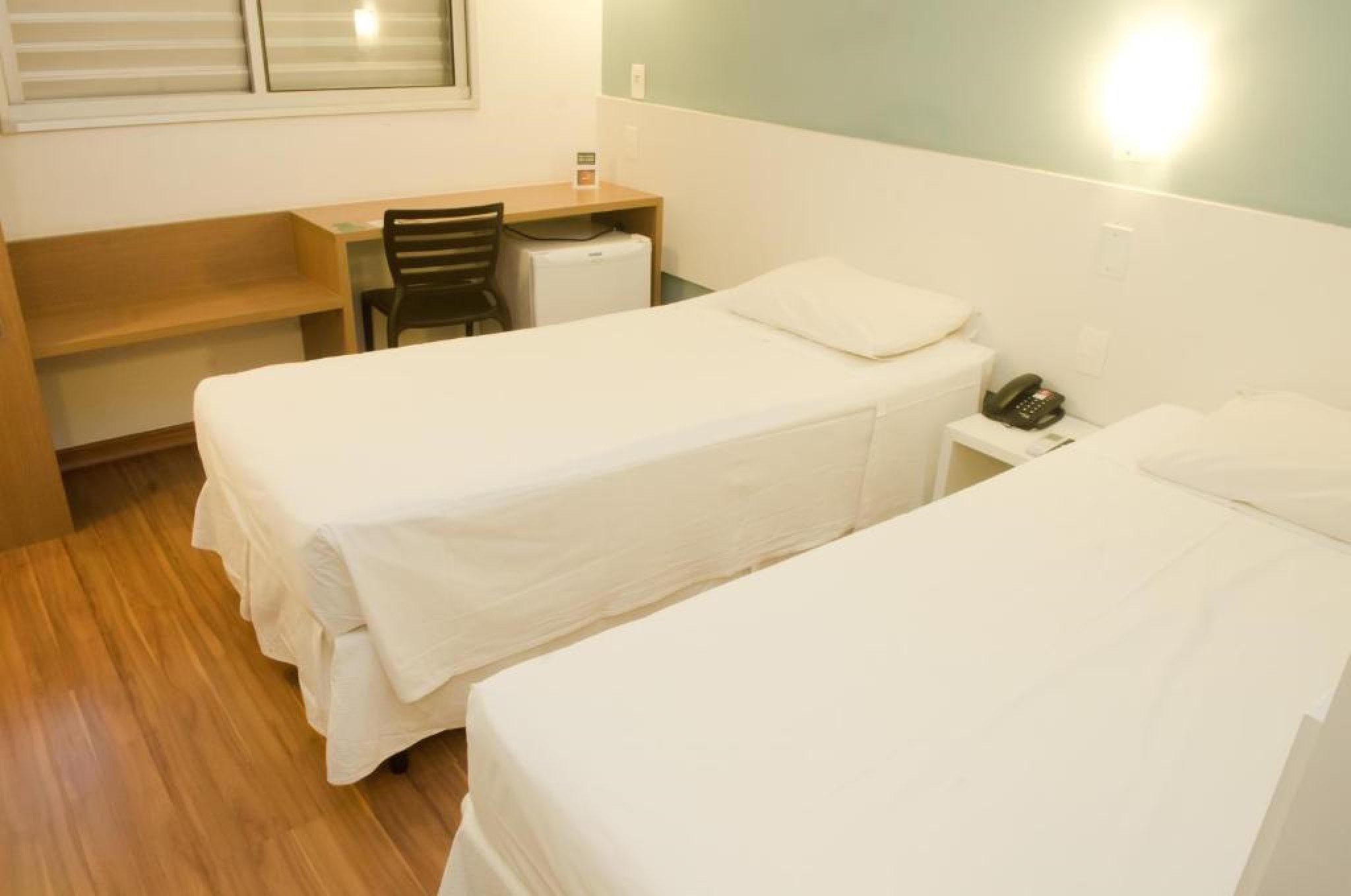 Standard, Twin Beds