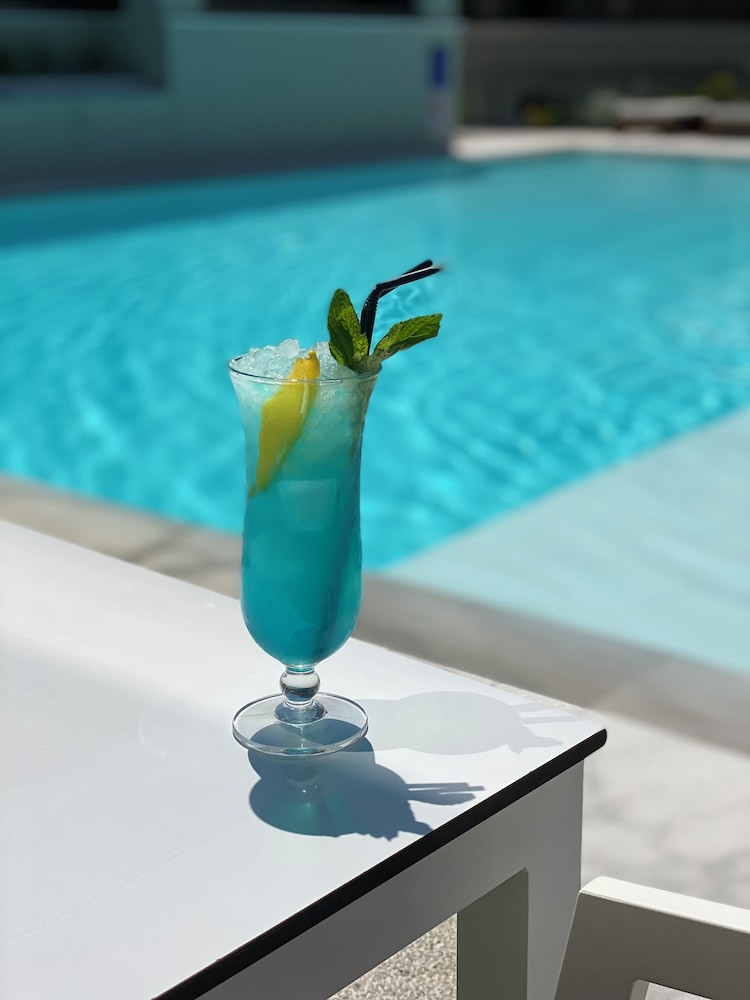 Mirablue Deluxe Residences 19/50