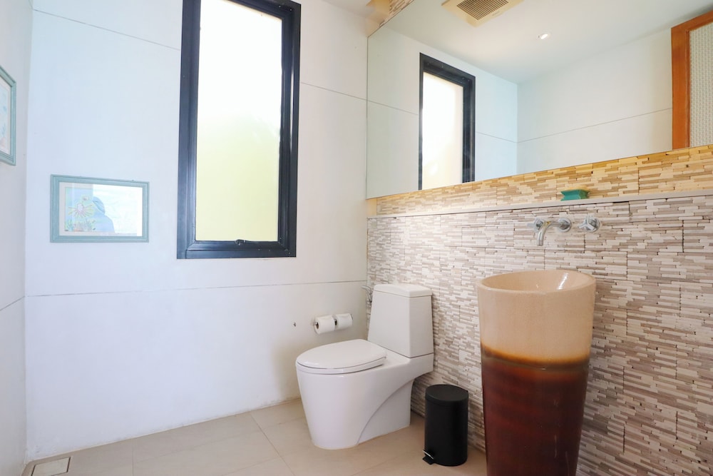 Bandara Pool Villas, Phuket (ex Bandara Villas Phuket) 80/80