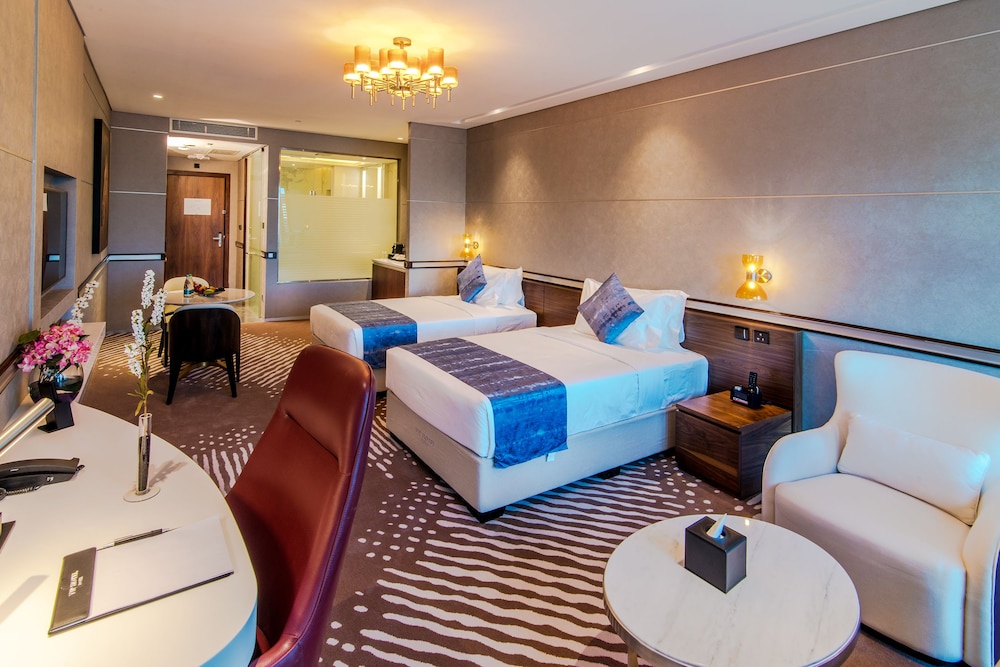 Vip Hotel 27/72