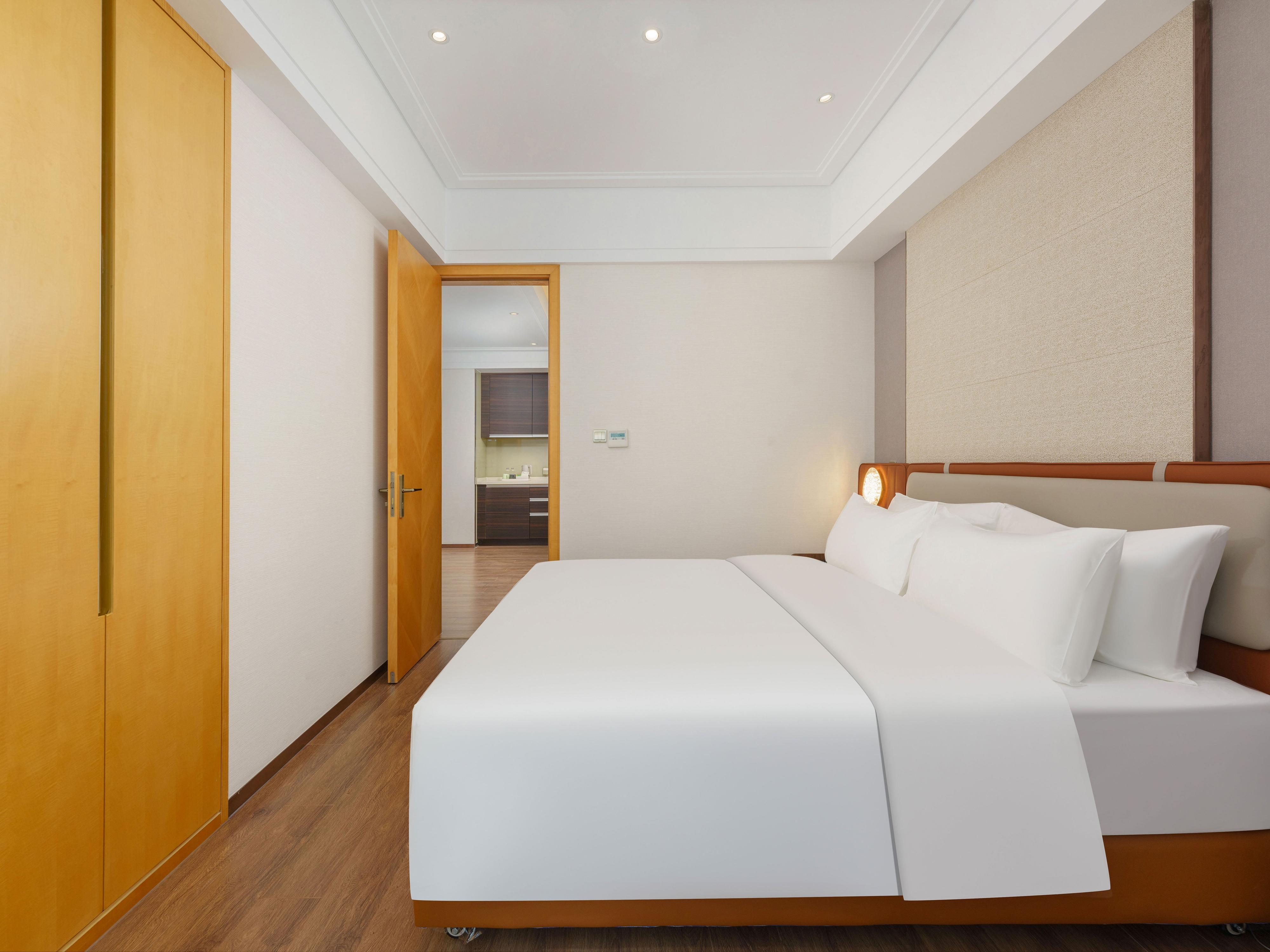 Novotel Dalian Zhongshan Square 10/36