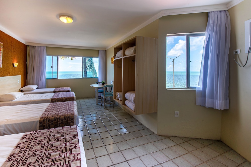 Hotel Costeiro 43/64