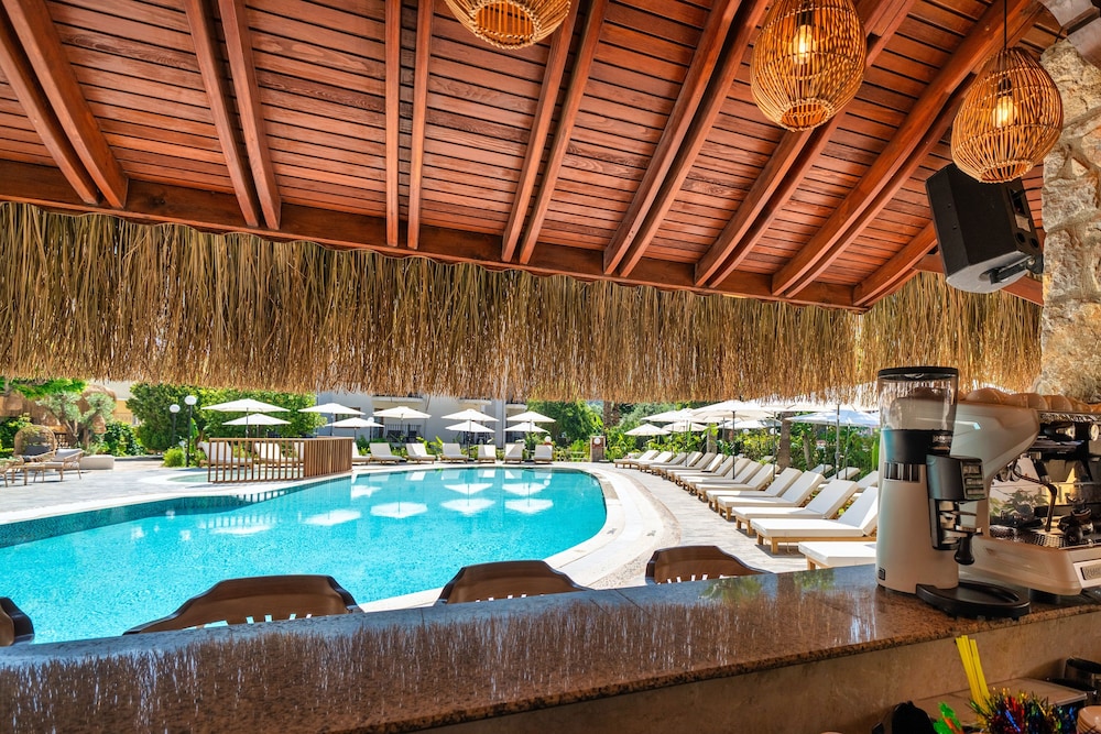 Ata Lagoon Beach Hotel 26/50