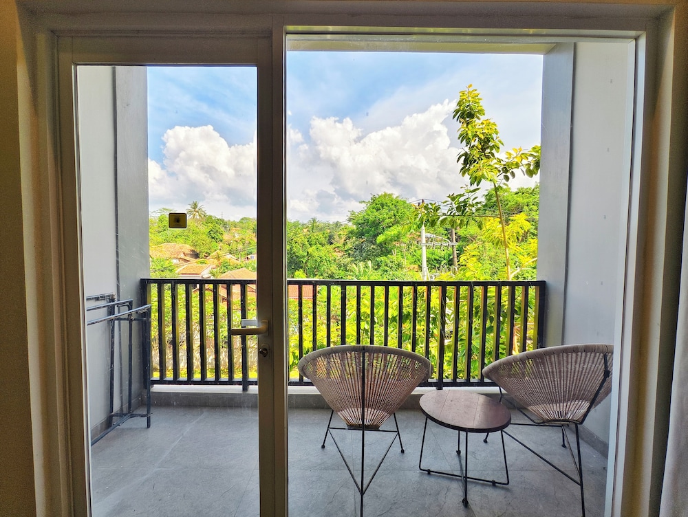MaxOneHotels.com at Anyer 26/42