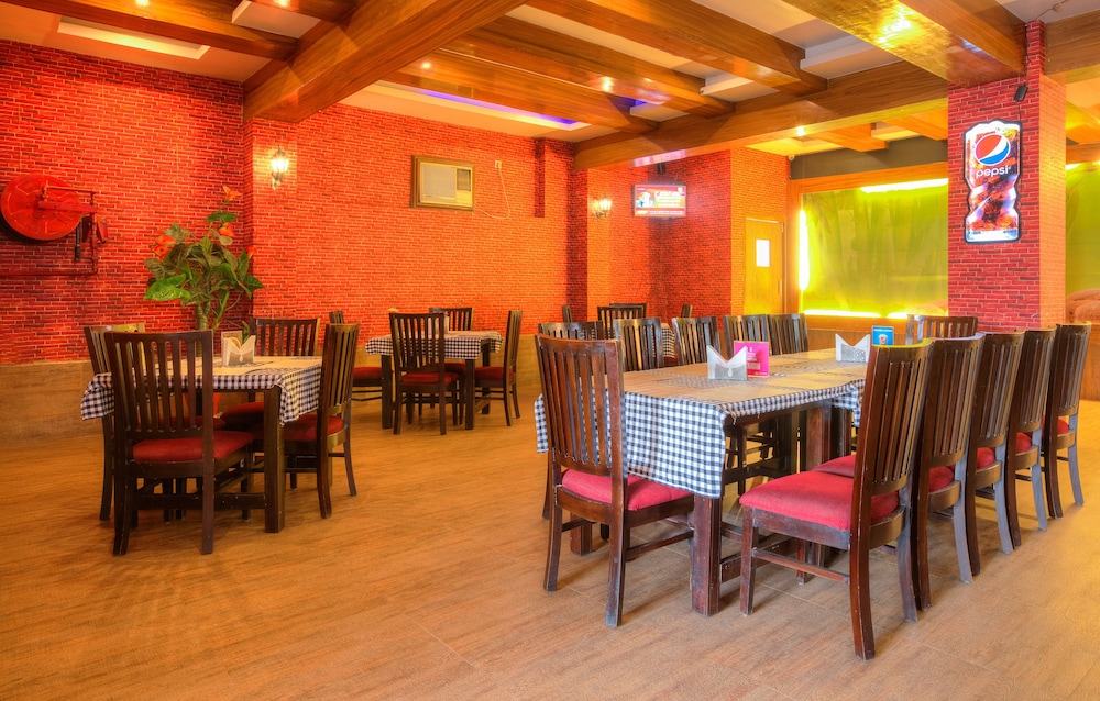 Treebo Shivam Inn 56/71