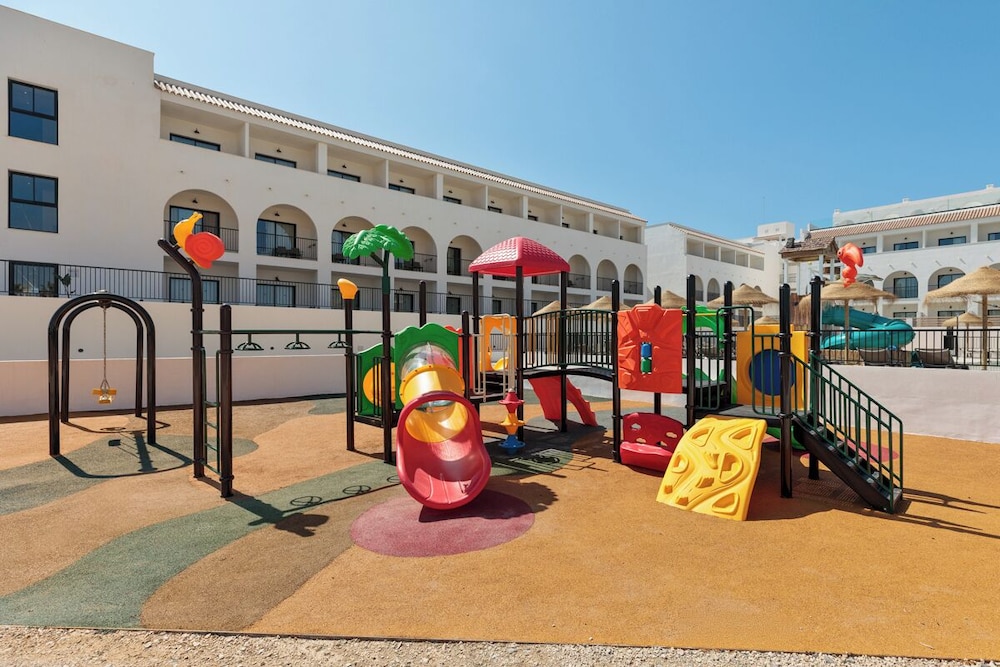 Best Village Chipiona 44/50
