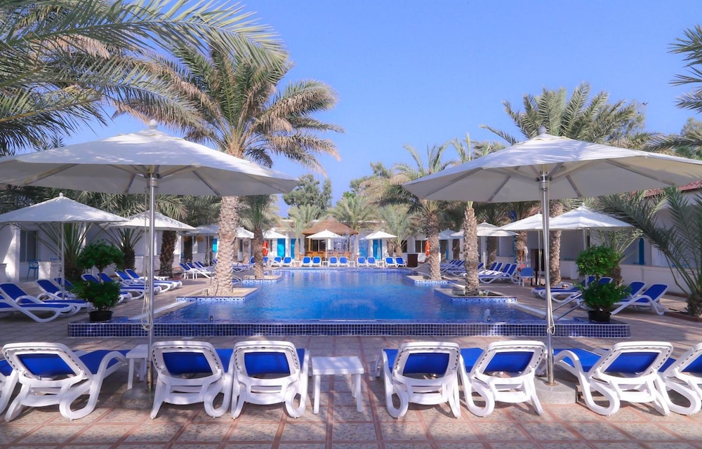 Fujairah Hotel and Resort 32/33