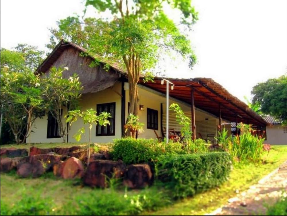 Lumphachi Lakehill Resort 3/36