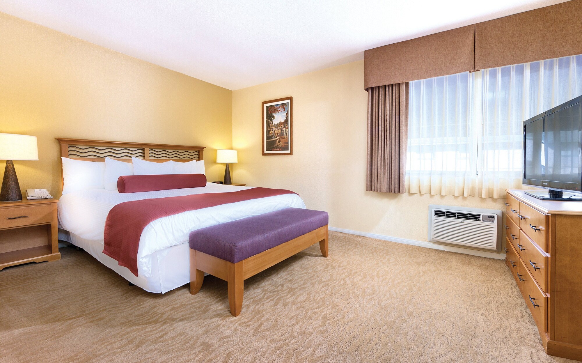 3 BEDROOMS, CONDO, KITCHEN