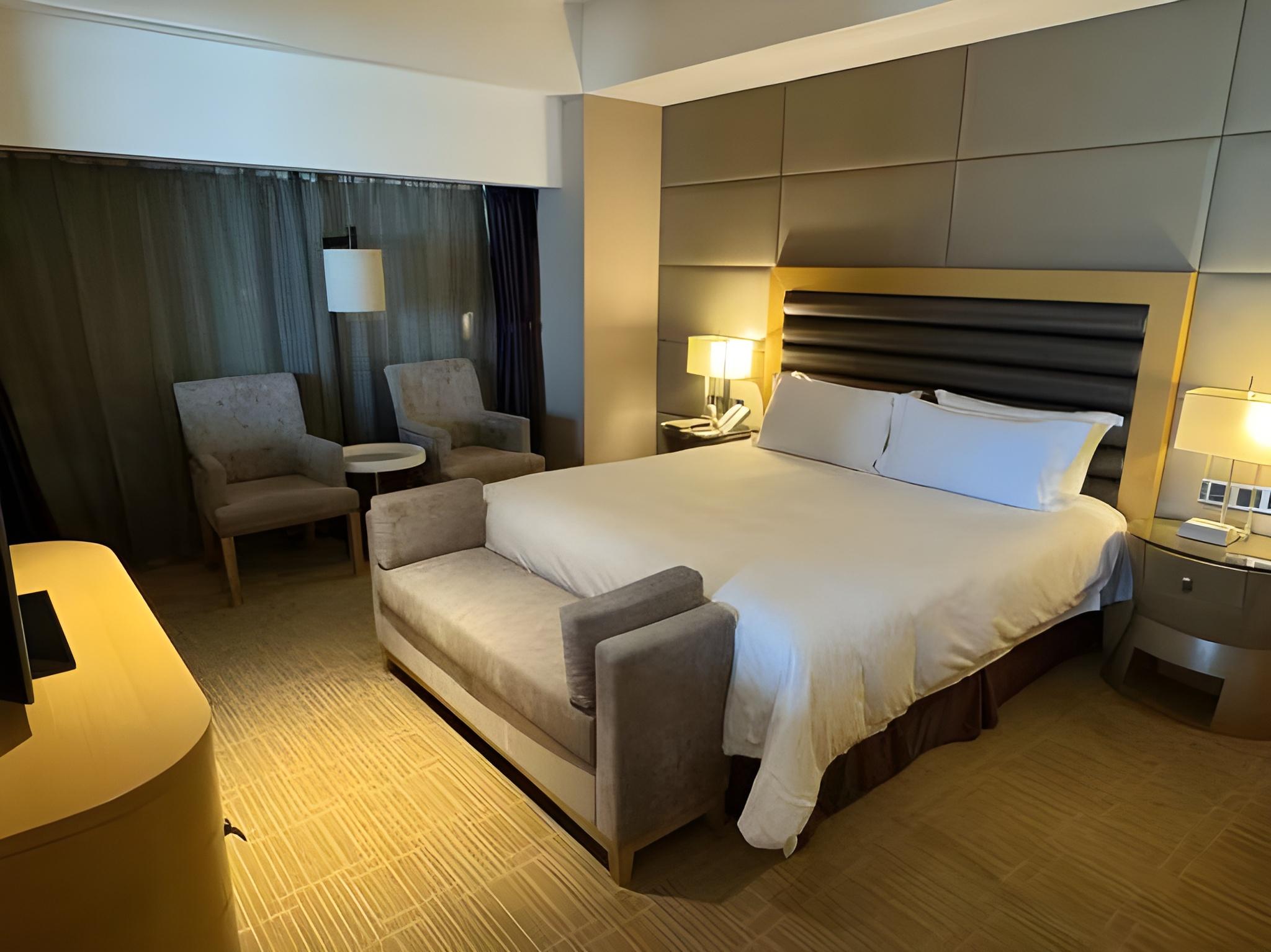 Elegant, Suite